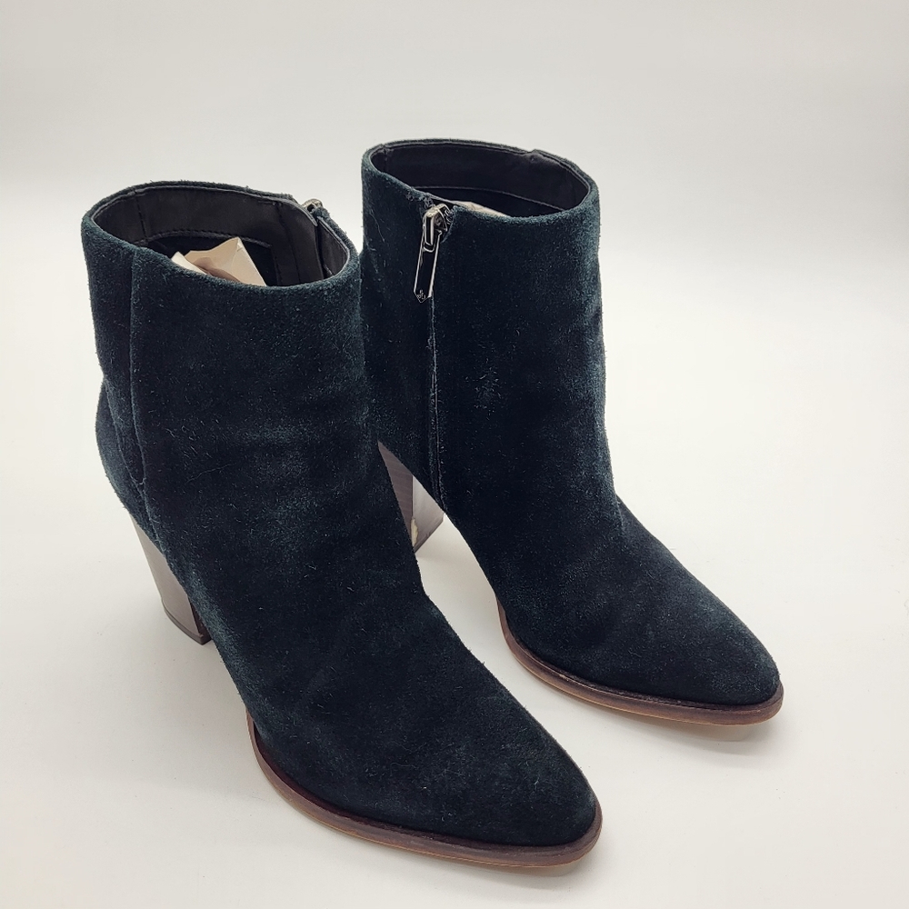 Sam Edelman Black Suede Classic Feminine Fall Heeled Ankle Booties